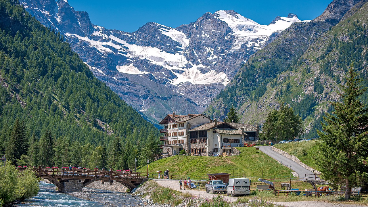 creek, river, lodge, sentiero, ruscello, water, blue, wood, bosco, mountain, montagna, alps, alpi, italy, landscape, nature, trees, sky, blue sky, clouds, torrent, natural, forest, glacier